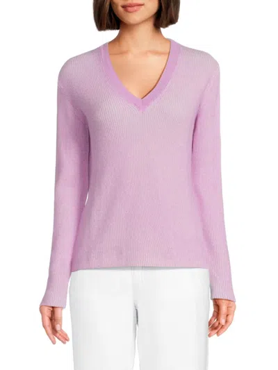 Amicale Women's Cashmere V-neck Sweater In Lilac