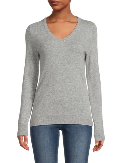 Amicale Women's V Neck Cashmere Sweater In Grey