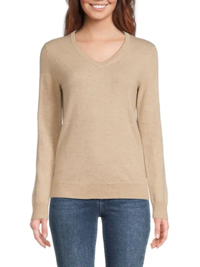 Amicale Women's V Neck Cashmere Sweater In Oat