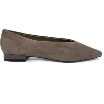 Amie Rafa Riley Suede Ballet Flats In Brown