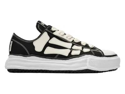 Pre-owned Amiri Men's  Mmy Bones X Maison Mihara Yasuhiro Sneakers In Black/alabaster
