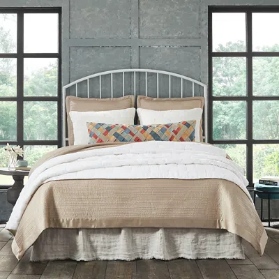 Amity Home Christelle Queen Quilt Set In Oyster