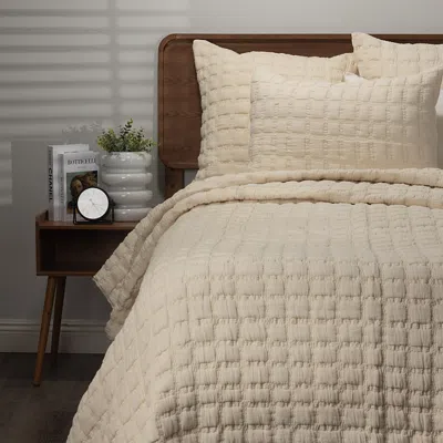 Amity Home Claudia Quilt, King In Brown
