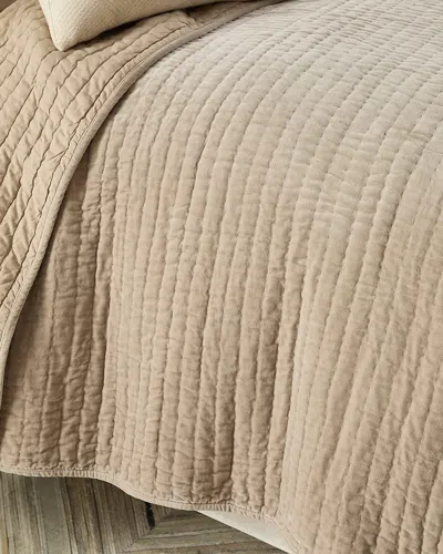 Amity Home Ethan King Quilt In Mushroom