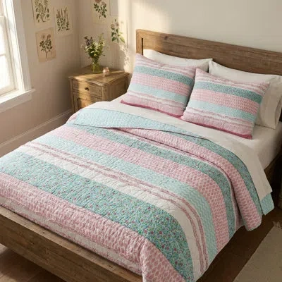 Amity Home Fennimore Single Quilt In Blue;white;pink;teal