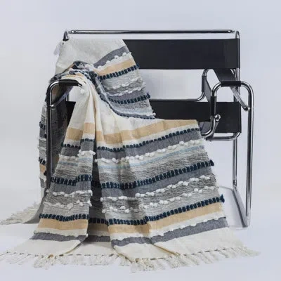 Amity Home Flintee Flintee Throw In Blue;white