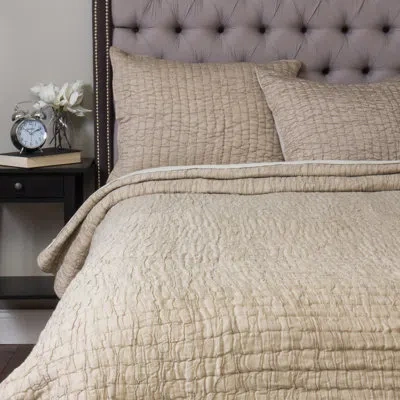 Amity Home Hedon Single Quilt In Oyster