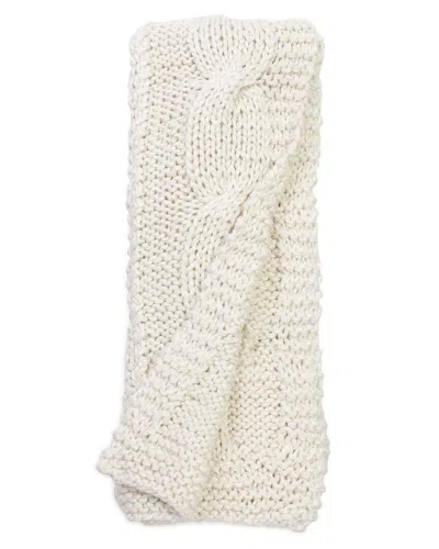 Amity Home Raj Cable Knit Throw In White