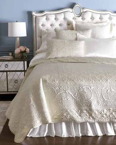Amity Home Tudor Standard Sham In White