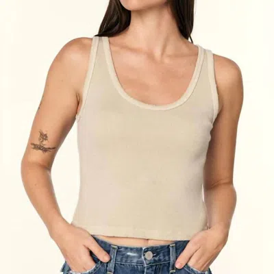 Amo Ribbed Cropped Tank Top In Brown