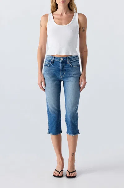 Amo Denim Emmaline Capri In Blue