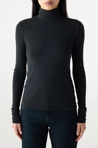 Amo Denim Reese Tee In Black