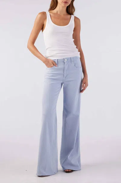 Amo Elizabeth Denim In Sky In Blue