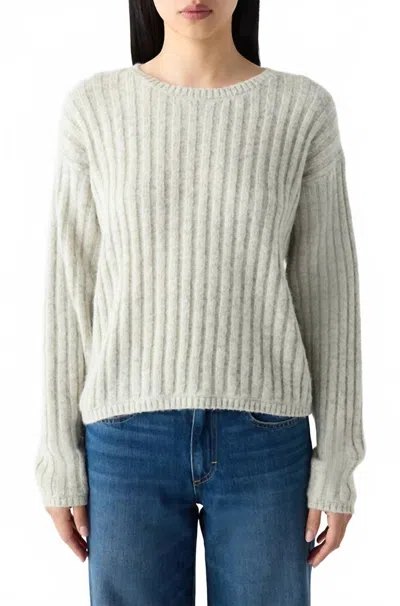 Amo Hallie Sweater In Bone Heather In Gray