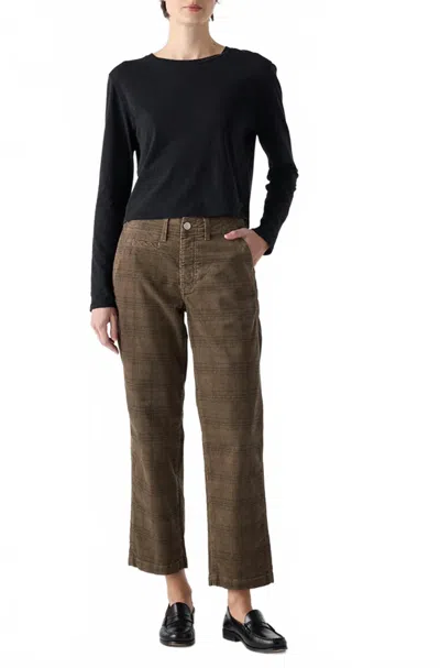Amo Lillian Plaid Corduroy Pants In Dark Sand In Multi