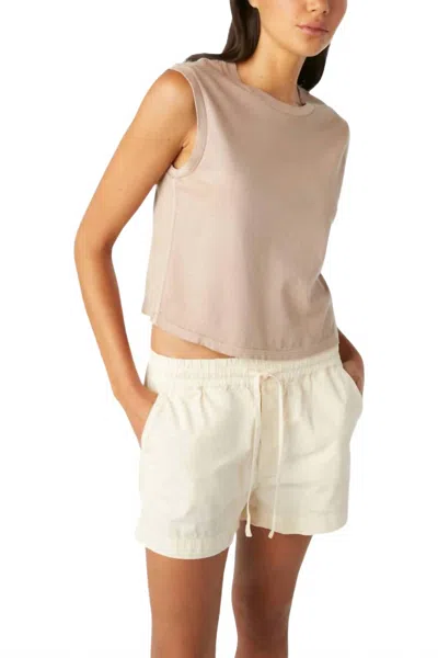 Amo Sleeveless Babe Tee Top In Taupe In Gray