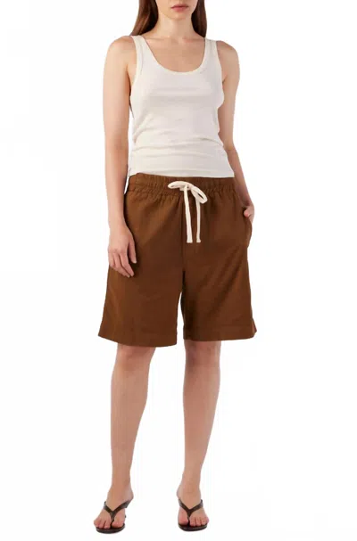 Amo Tina Short In Sedona In Multi