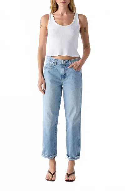 Amo Velentina Straight Leg Jean In Heartfelt In Blue