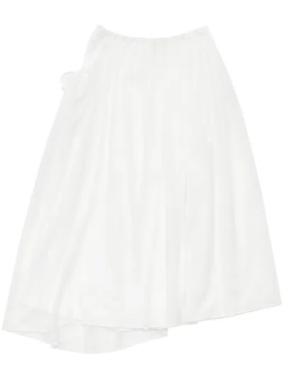 Amomento Asymmetric Skirt In White
