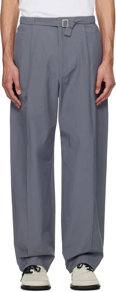 Amomento Gray Belted Tuck Banding Trousers