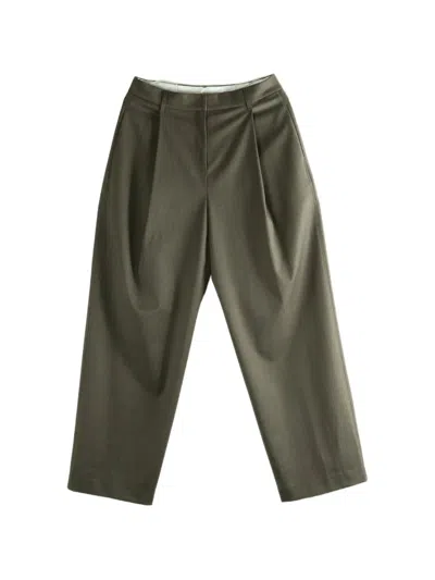 Amomento Pleated-detail Trousers In Green