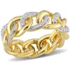 AMOUR AMOUR 1/4 CT TW DIAMOND LINK RING IN YELLOW PLATED STERLING SILVER