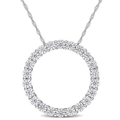 Pre-owned Amour 2 1/5 Ct Dew Created Moissanite Circle Pendant With Chain In 14k White