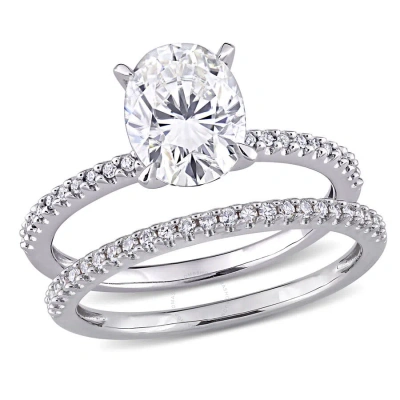 Amour 2 Ct Dew Oval Created Moissanite And 1/4 Ct Tw Diamond Bridal Ring Set In 14k White Gold In Metallic