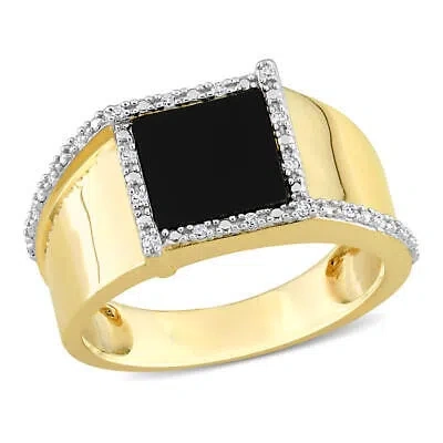 Pre-owned Amour 6 Ct Tgw Square Black Onyx And 1/10 Ct Tdw Diamond Men's Ring In 10k In Yellow