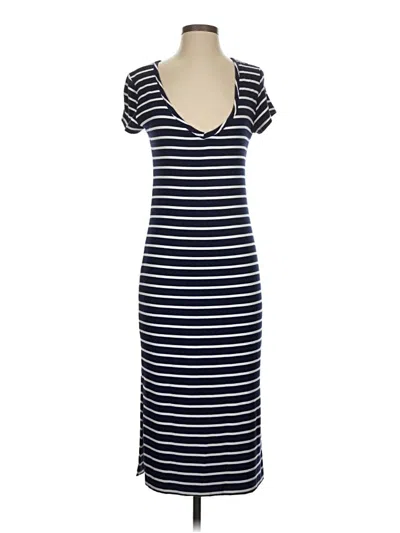 Pre-owned Amour Vert Casual Dress In Blue