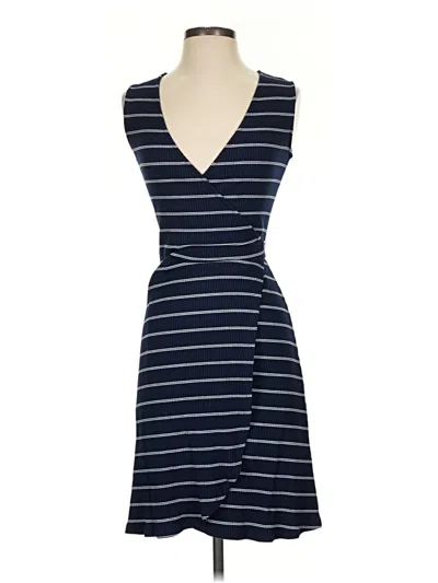 Pre-owned Amour Vert Casual Dress In Blue