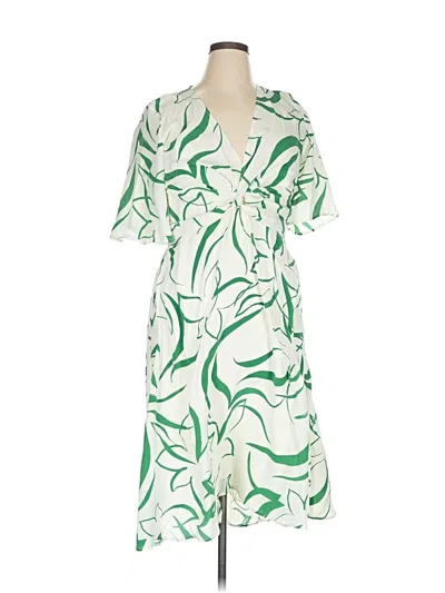 Pre-owned Amour Vert Casual Dress In Green