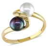 AMOUR AMOUR WHITE AND BLACK CULTURED FRESHWATER PEARL RING IN 10K YELLOW GOLD
