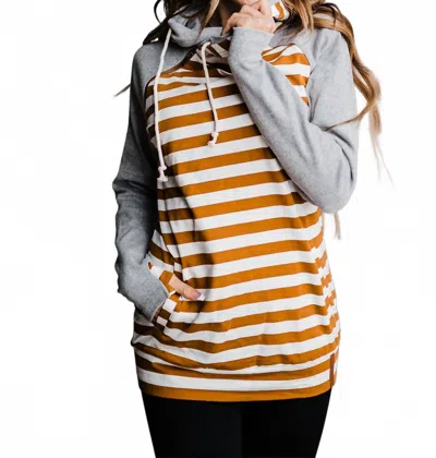 Ampersand Ave Doublehood Sweatshirt In Falling For You In Multi