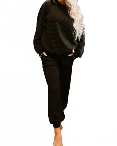 Ampersand Ave Quilted Jogger Pants In Black