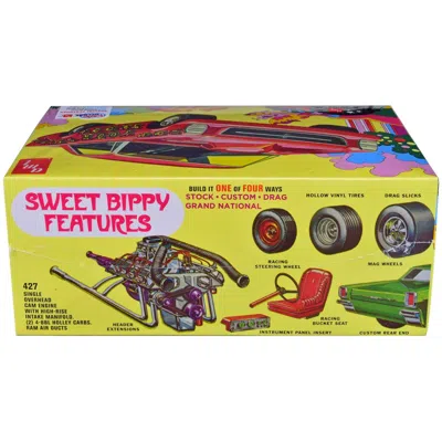 Amt 1-25 Scale Skill 2 1966 Ford Galaxie 500 Hardtop Sweet Bippy 4-in-1 Kit Model Kit In Yellow