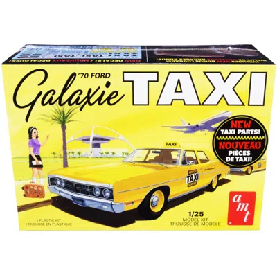 Amt Luggage Skill 2 Model Kit 1 By 25 Scale Model For 1970 Ford Galaxie Taxi