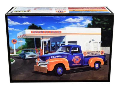 Amt Skill 2 Model Kit 1950 Chevrolet 3100 Pickup Truck "union 76" 2 In 1 Kit (skill 2) 1/25 Scale Model In Blue