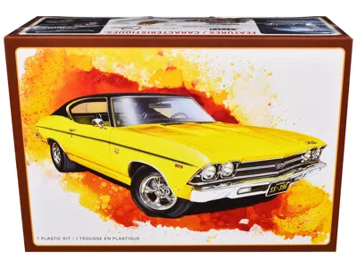Amt Skill 2 Model Kit 1969 Chevrolet Chevelle Ss 396 1/25 Scale Model By  In Yellow