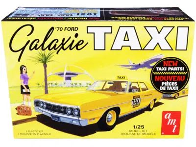 AMT SKILL 2 MODEL KIT 1970 FORD GALAXIE "TAXI" WITH LUGGAGE 1/25 SCALE MODEL BY AMT