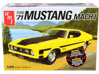 Amt 1-18 Scale Skill 2 Model Kit - 1971 Ford Mustang Mach Model Car In Yellow