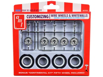 Amt Skill 2 Model Kit Wire Wheels And Whitewall Tires Set Of 5 Pieces For 1/25 Scale Models By  In Black