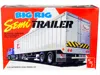 Amt Skill 3 Model Kit Big Rig Semi Trailer With 2 Pallets 2-in-1 Kit 1/25 Scale Model By
