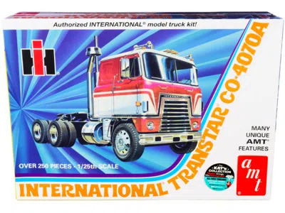 Amt Skill 3 Model Kit International Transtar Co-4070a Truck Tractor 1/25 Scale Model By  In Blue