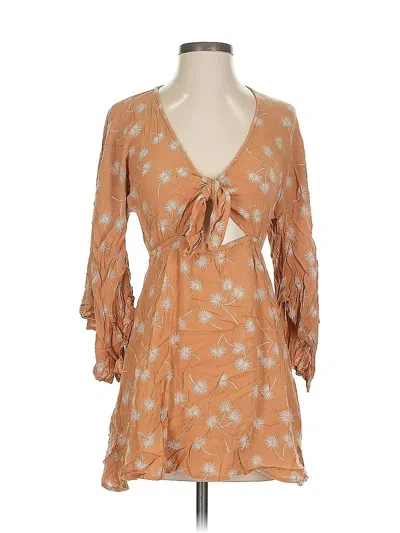Pre-owned Amuse Society Casual Dress In Brown