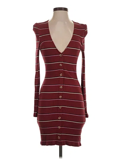 Pre-owned Amuse Society Casual Dress In Burgundy