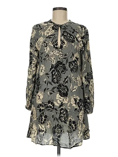 Pre-owned Amuse Society Casual Dress In Gray