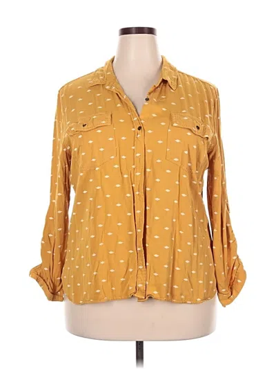 Pre-owned A.n.a. A New Approach 3/4 Sleeve Blouse In Gold