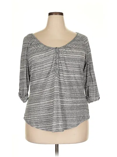 Pre-owned A.n.a. A New Approach 3/4 Sleeve Top Gray Scoop Neck Tops