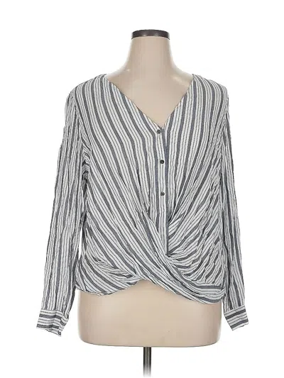 Pre-owned A.n.a. A New Approach Long Sleeve Blouse In Silver